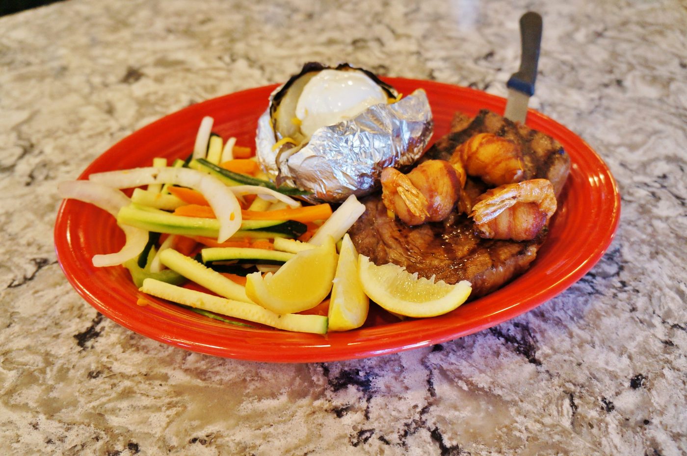 Food, drinks and dining room at Jorge's Mexican Bar & Grill